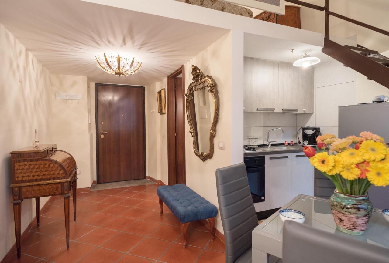 Napoli Centro, A Windows On The Monuments Apartment Exterior photo